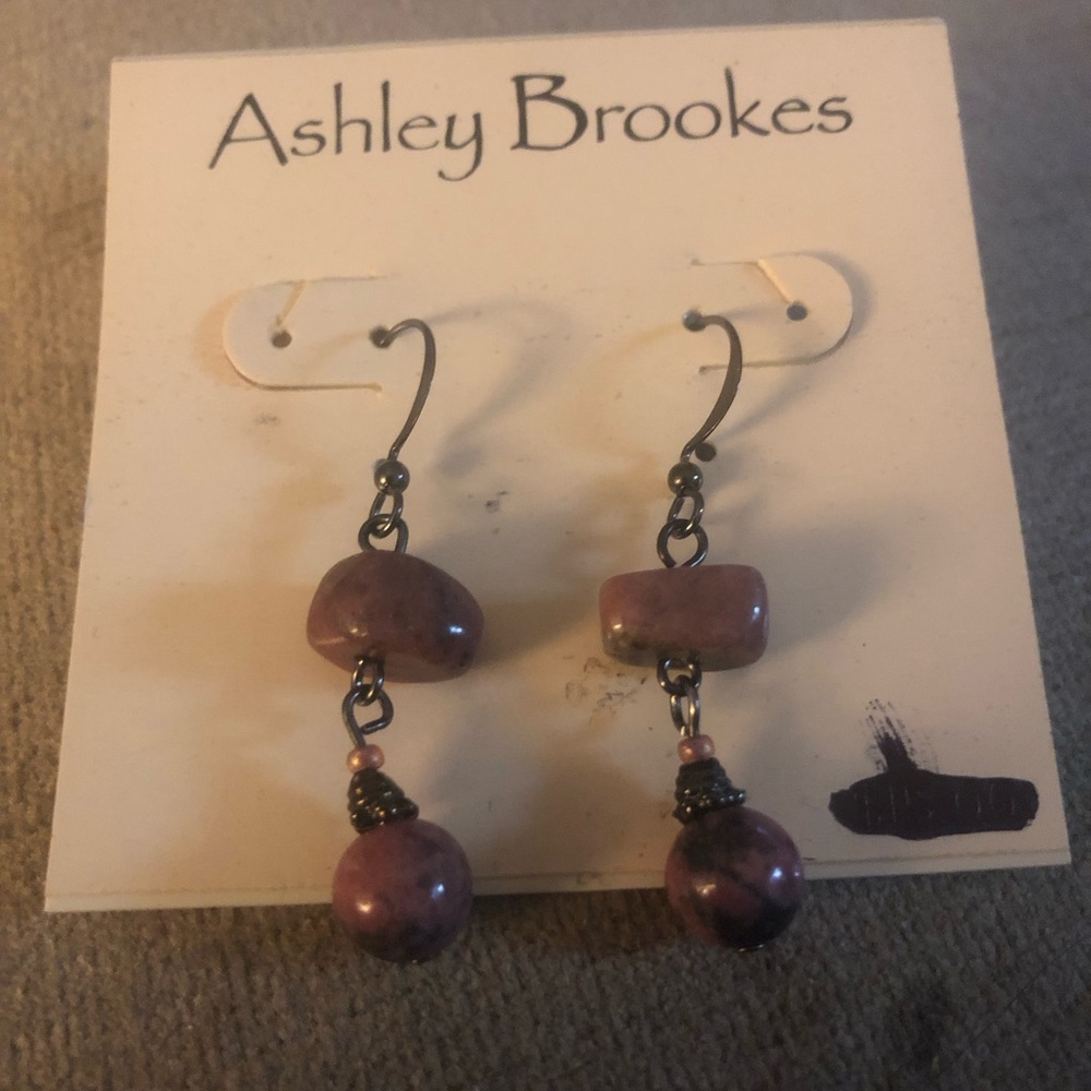 Rhodonite Dangle Earrings- 85A $20 or $15 w/offer